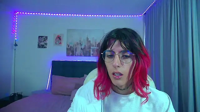 goth minerva online show from April 2, 2026, 1:20 pm