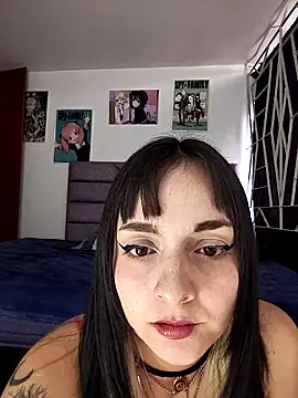 KARINNA  RAVEN online show from April 11, 2026, 10:36 pm