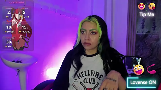 Snapshot of midory_ chatting on October 5, 2025, 2:43 am midory online show from October 5, 2025, 2:43 am