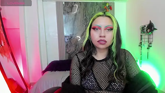 Snapshot of midory_ chatting on October 16, 2025, 3:40 am midory online show from October 16, 2025, 3:40 am