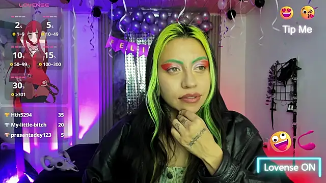 Snapshot of midory_ chatting on November 5, 2025, 4:34 am midory online show from November 5, 2025, 4:34 am