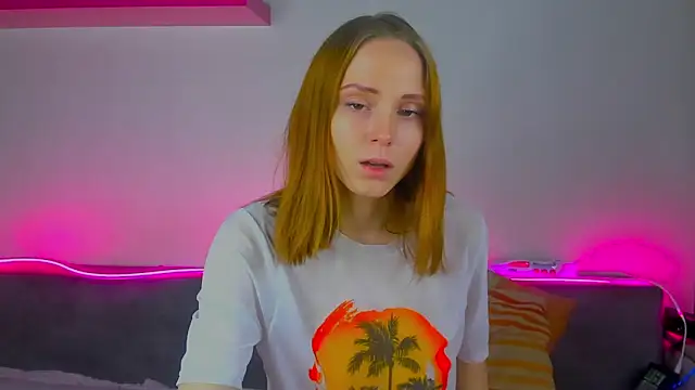 Gina lovelyy online show from October 10, 2025, 11:09 am