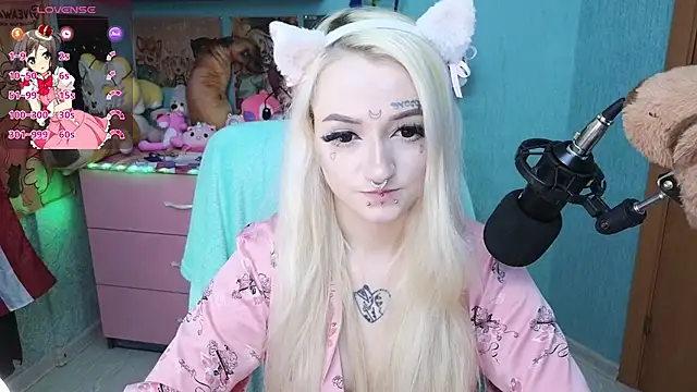 Manuela unicorn online show from March 19, 2025, 3:41 am