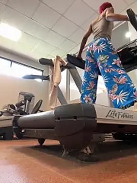 Snapshot of msvelvet20 chatting on April 9, 2026, 8:03 pm msvelvet20 online show from April 9, 2026, 8:03 pm