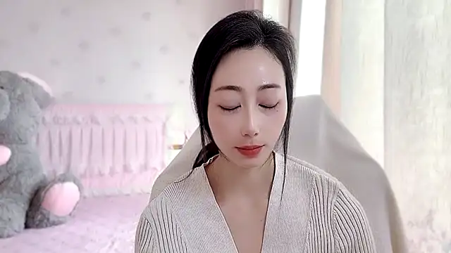 anjila888 online show from November 12, 2025, 1:06 am