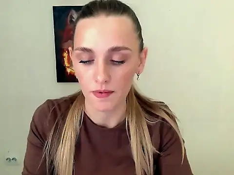 Doll Angelina online show from October 4, 2025, 5:49 am