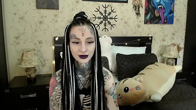 Velvetbat online show from March 21, 2025, 7:33 am