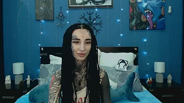 Velvetbat online show from May 28, 2026, 7:05 am