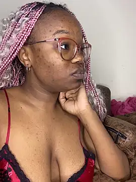 YummyMelanin117 online show from May 19, 2026, 11:11 pm