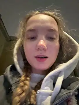 bambi lu online show from March 1, 2026, 7:49 pm