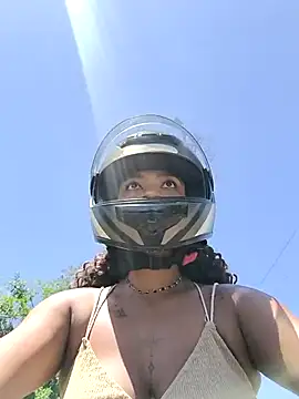 Angel tammy online show from December 15, 2025, 1:37 pm