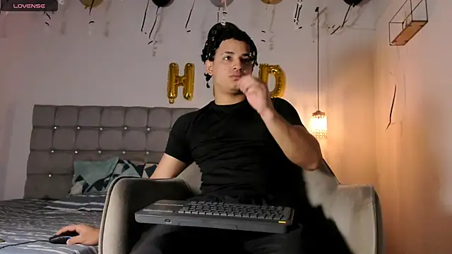 samxx muscle online show from January 15, 2026, 1:05 pm