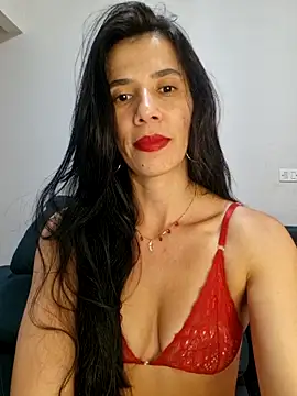 suzy20252 online show from November 6, 2025, 11:55 am