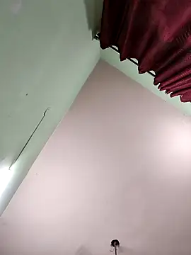 Snapshot of Eshwari_Chopra chatting on October 6, 2025, 3:48 am Eshwari Chopra online show from October 6, 2025, 3:48 am