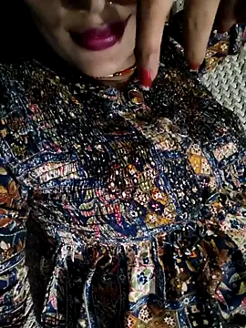 Snapshot of Eshwari_Chopra chatting on October 15, 2025, 4:07 pm Eshwari Chopra online show from October 15, 2025, 4:07 pm