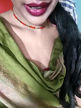Snapshot of Eshwari_Chopra chatting on October 22, 2025, 3:45 pm Eshwari Chopra online show from October 22, 2025, 3:45 pm