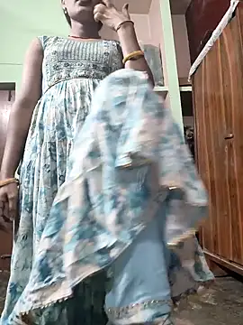 Snapshot of Eshwari_Chopra chatting on October 30, 2025, 1:45 pm Eshwari Chopra online show from October 30, 2025, 1:45 pm