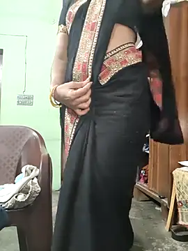 Snapshot of Eshwari_Chopra chatting on November 6, 2025, 5:08 am Eshwari Chopra online show from November 6, 2025, 5:08 am