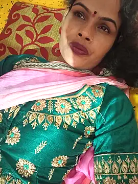 Eshna Dabral online show from October 14, 2025, 3:35 pm