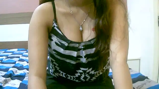 ragini m m s online show from November 5, 2025, 2:50 pm