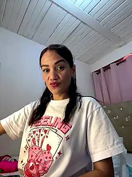 sofia8428 online show from October 9, 2025, 12:58 pm