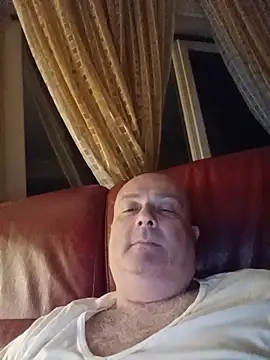 Alexis Bull online show from May 23, 2026, 11:31 pm