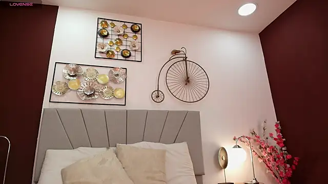 im eli1 online show from February 20, 2026, 7:14 pm