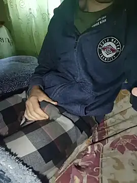 tipetto06 online show from October 28, 2025, 9:46 am