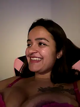 Manu 2002  online show from October 21, 2025, 1:45 pm