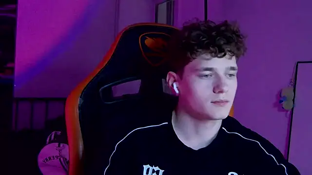 DanyDavis online show from October 5, 2025, 11:35 pm