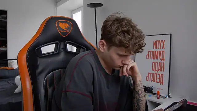 DanyDavis online show from October 15, 2025, 10:59 am