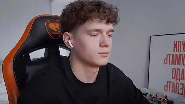 DanyDavis online show from November 21, 2025, 10:58 am