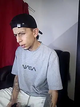 Snapshot of Chris__Jones chatting on October 1, 2025, 4:07 am Chris Jones online show from October 1, 2025, 4:07 am