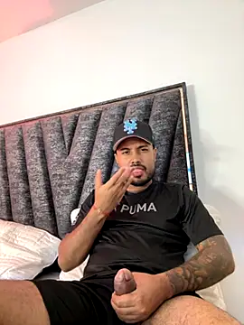 PapiStan online show from September 28, 2025, 3:12 am