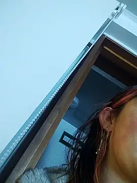 Snapshot of Cerecitaa02_ chatting on October 6, 2025, 11:40 am Cerecitaa02 online show from October 6, 2025, 11:40 am