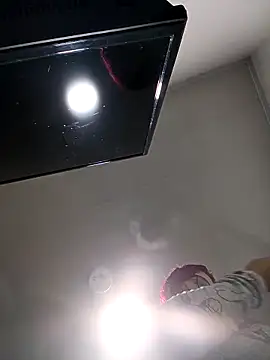 Cerecitaa02  online show from March 18, 2026, 10:46 pm