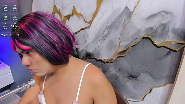 Sasha  moore online show from September 19, 2025, 7:36 pm