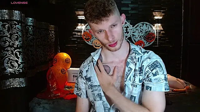 andrewxbi online show from October 25, 2025, 11:32 pm