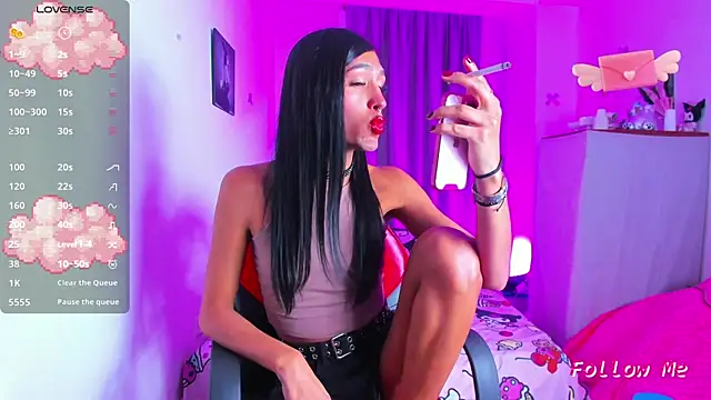 Snapshot of SkylerBennet chatting on October 21, 2025, 4:24 am SkylerBennet online show from October 21, 2025, 4:24 am