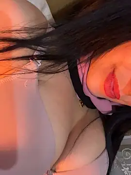 QueenLujaine online show from March 5, 2026, 12:28 am