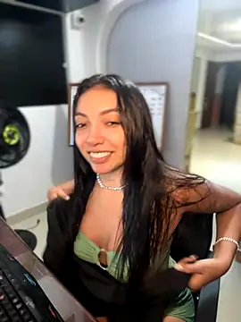 Snapshot of ImAshley1 chatting on September 16, 2025, 12:00 am ImAshley1 online show from September 16, 2025, 12:00 am