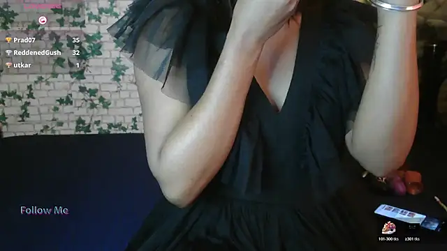 Snapshot of Trishna_love chatting on November 1, 2025, 3:08 am Trishna love online show from November 1, 2025, 3:08 am