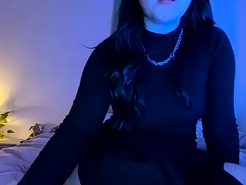 MoonlitLust online show from March 13, 2026, 10:27 pm