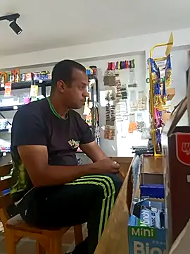 elnegro707070 online show from October 27, 2025, 11:03 am