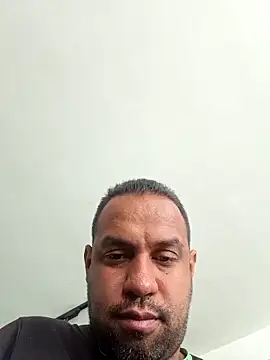 elnegro707070 online show from December 19, 2025, 2:35 pm