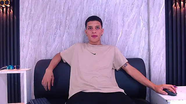 Matt Ruso online show from September 26, 2025, 6:45 pm