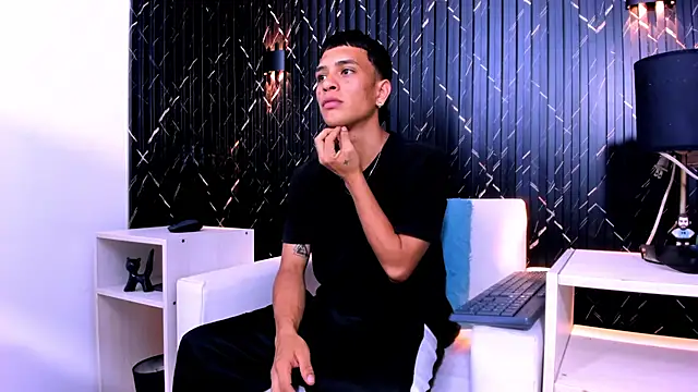 Matt Ruso online show from October 29, 2025, 3:42 am