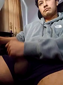 Snapshot of ChiefOTF chatting on October 31, 2025, 3:35 pm ChiefOTF online show from October 31, 2025, 3:35 pm