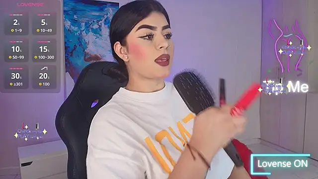 Snapshot of Kariina__69 chatting on September 14, 2025, 3:16 am Kariina 69 online show from September 14, 2025, 3:16 am