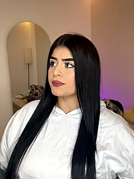 Snapshot of Kariina__69 chatting on October 6, 2025, 3:15 am Kariina 69 online show from October 6, 2025, 3:15 am